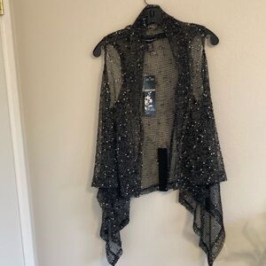 Nouveau Monde Black and White Mesh Vest